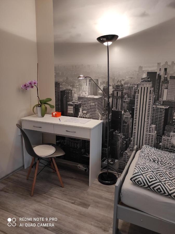 Baross Apartman Kaposvár Esterno foto